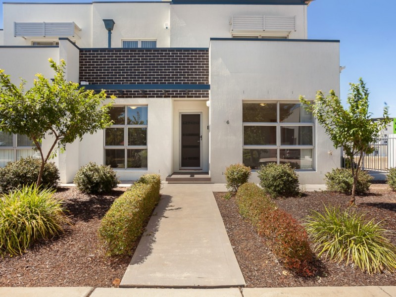 6 Mavis Latham Street, Franklin ACT 2913