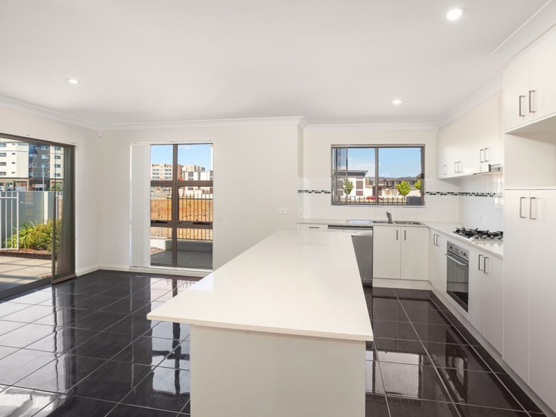 6 Mavis Latham Street, Franklin ACT 2913