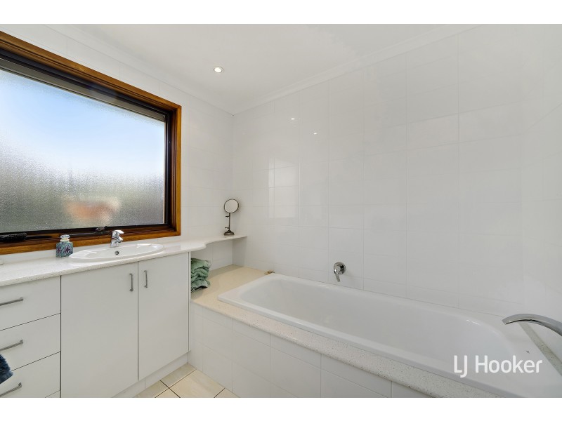 8 Goldsworthy Place, Bruce ACT 2617