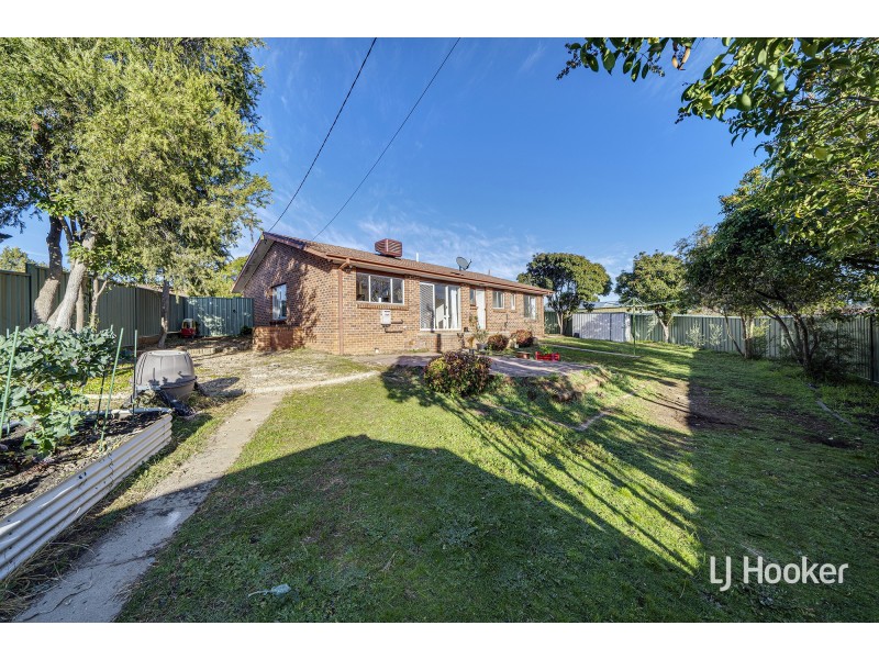 6 Bowley Place, Florey ACT 2615