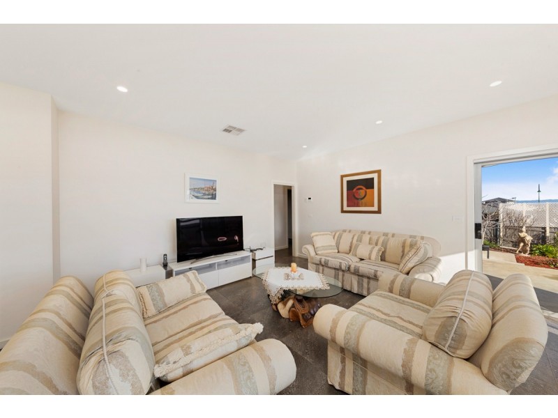 8 Yuyu Street, Ngunnawal ACT 2913
