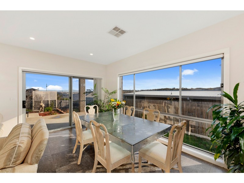 8 Yuyu Street, Ngunnawal ACT 2913