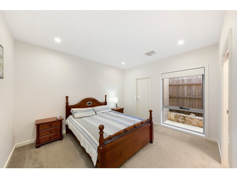 8 Yuyu Street, Ngunnawal ACT 2913