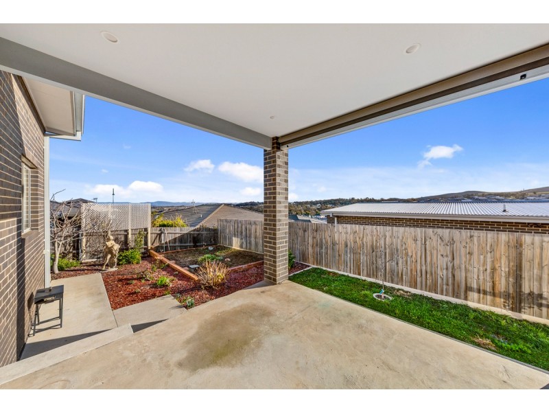 8 Yuyu Street, Ngunnawal ACT 2913