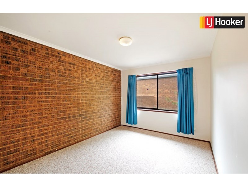 1/8 Walhallow Street, Hawker ACT 2614