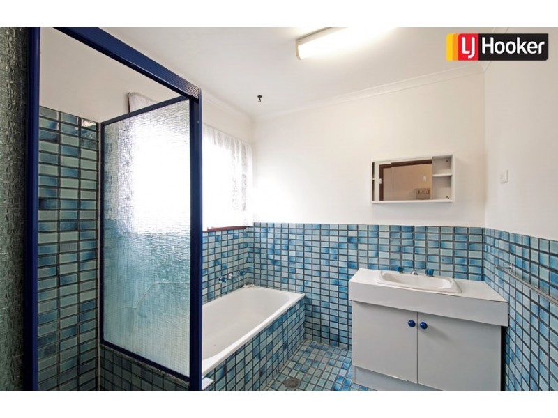 1/8 Walhallow Street, Hawker ACT 2614