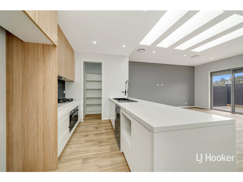 70 Lionel Rose Street, Holt ACT 2615