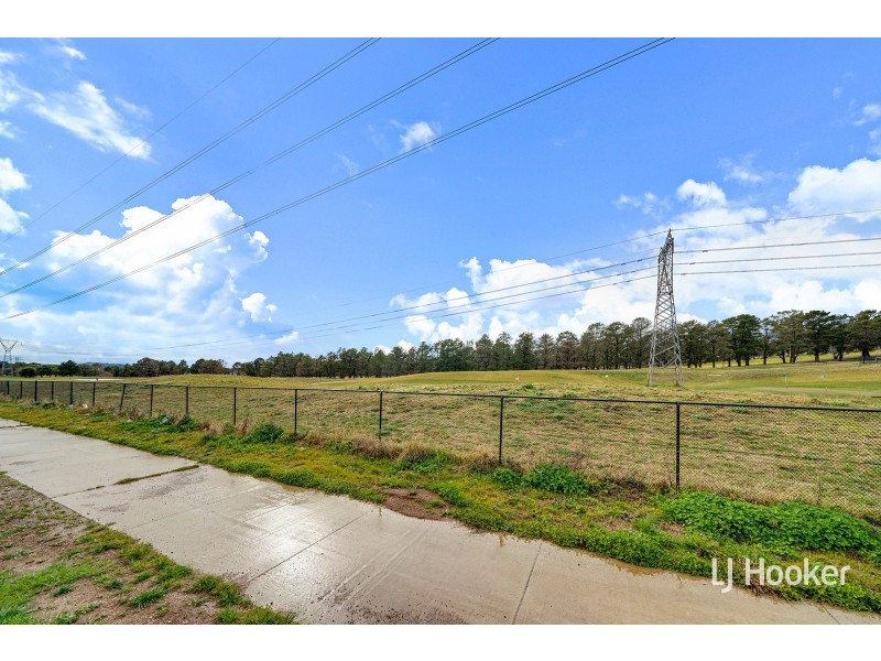 70 Lionel Rose Street, Holt ACT 2615