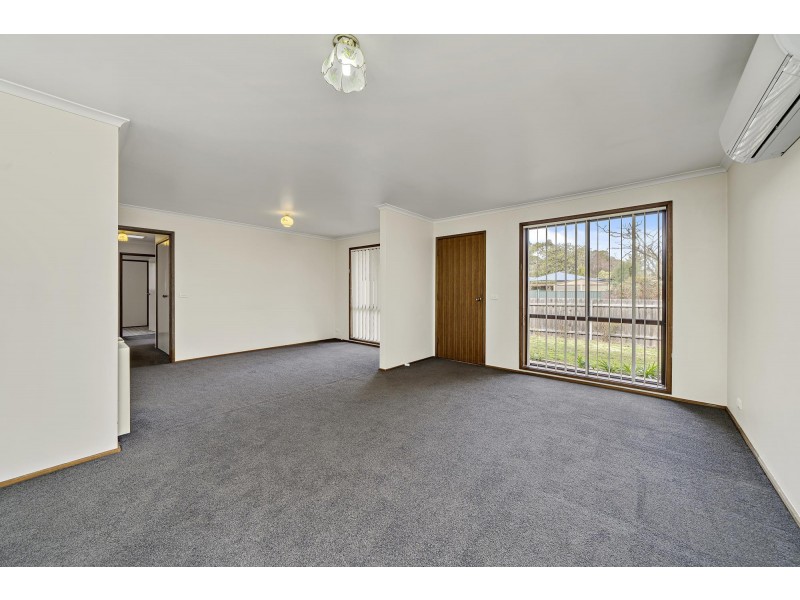 7 Summerville Crescent, Florey ACT 2615