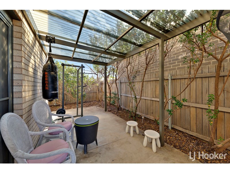 8 Ted Richards Street, Casey ACT 2913