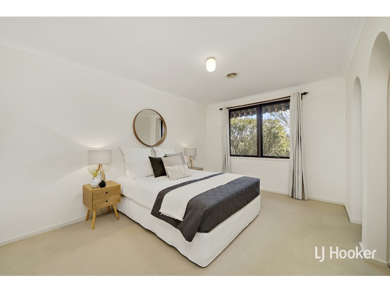 14 Jeffcott Place, Latham ACT 2615