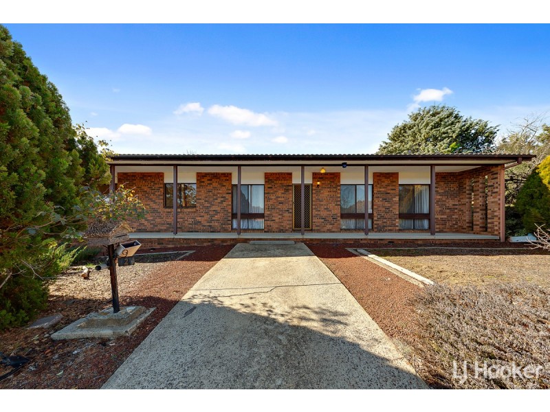 2 Wadham Place, Florey ACT 2615