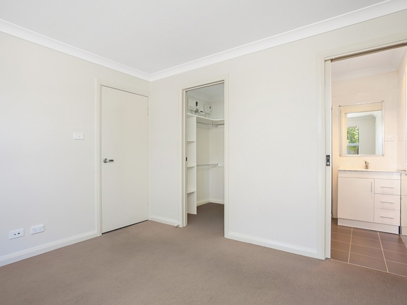 6 Mavis Latham Street, Franklin ACT 2913
