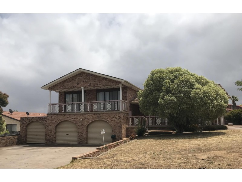 2 Buggy Crescent, Mckellar ACT 2617