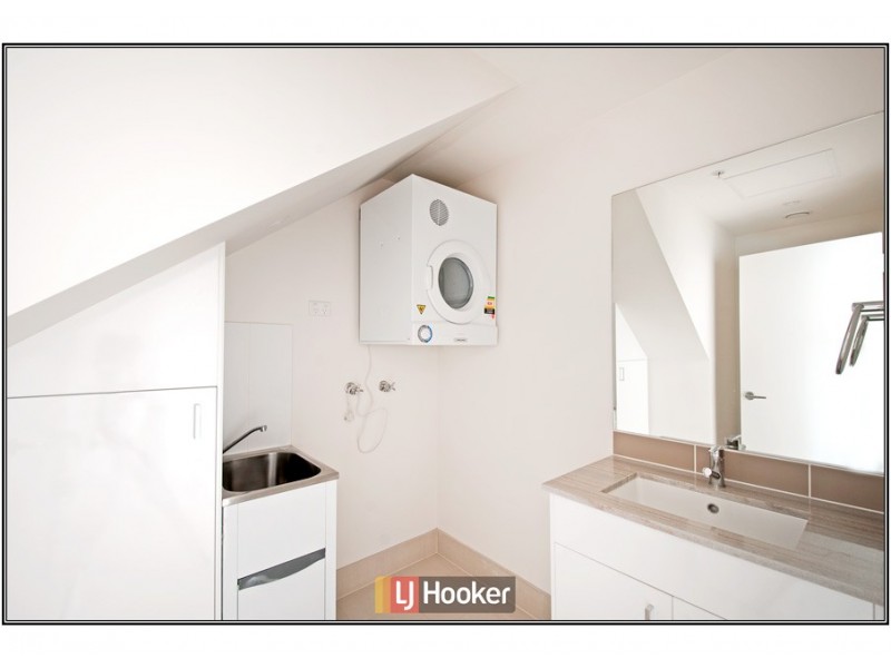 203/1 Mouat Street, Lyneham ACT 2602