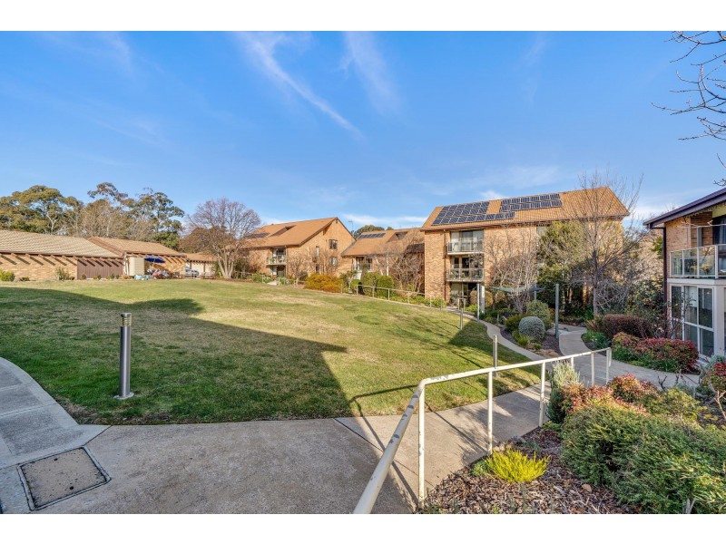 11 Namatjira Drive, Weston ACT 2611