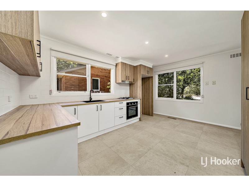 17 MacLaurin Crescent, Chifley ACT 2606