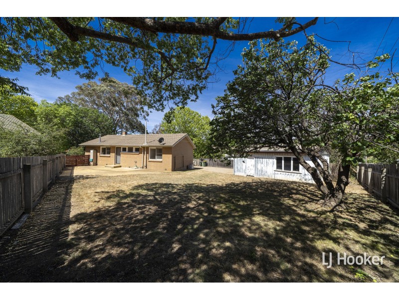 17 MacLaurin Crescent, Chifley ACT 2606