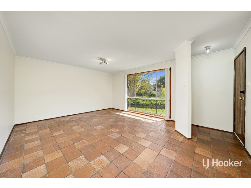 71 Twelvetrees Crescent, Florey ACT 2615