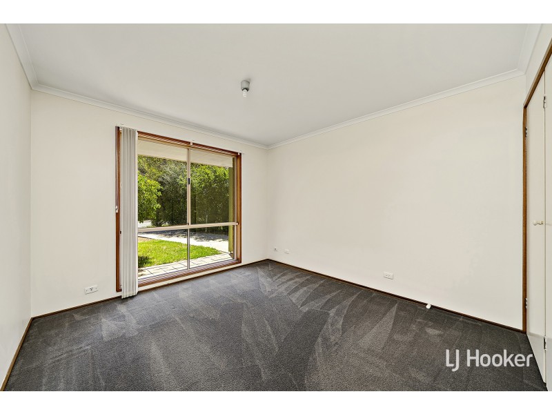 71 Twelvetrees Crescent, Florey ACT 2615