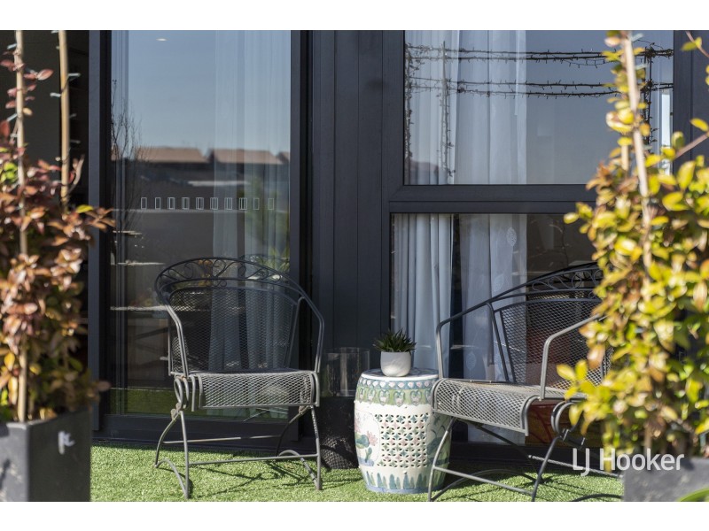 2/39 Benjamin Way, Belconnen ACT 2617