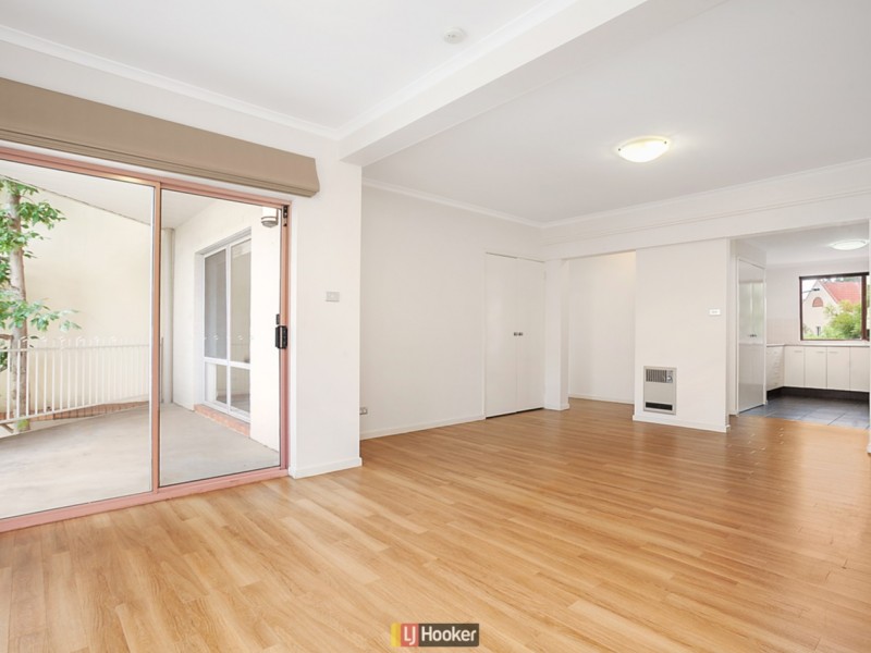 2/139 Port Jackson Circuit, Phillip ACT 2606