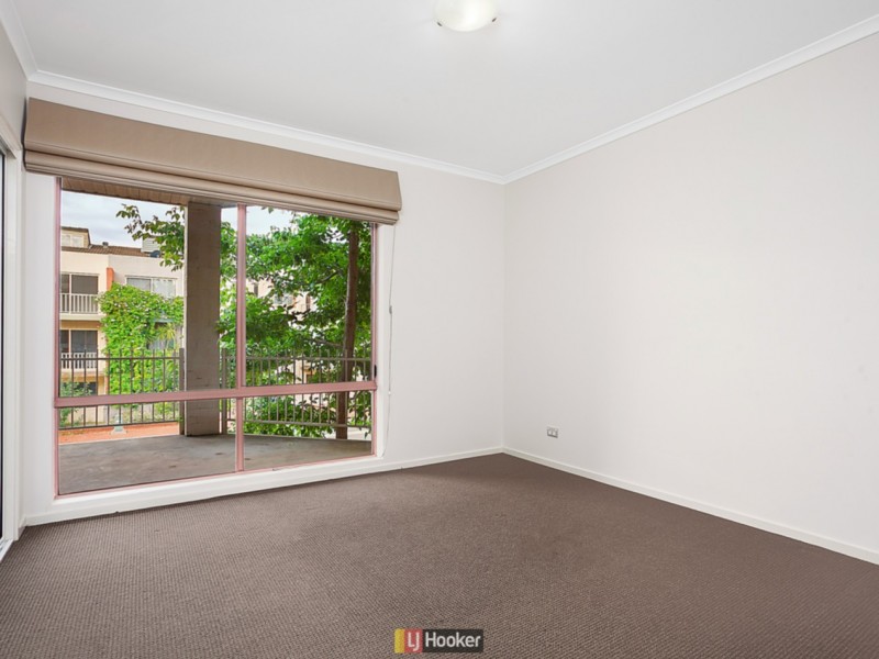 2/139 Port Jackson Circuit, Phillip ACT 2606