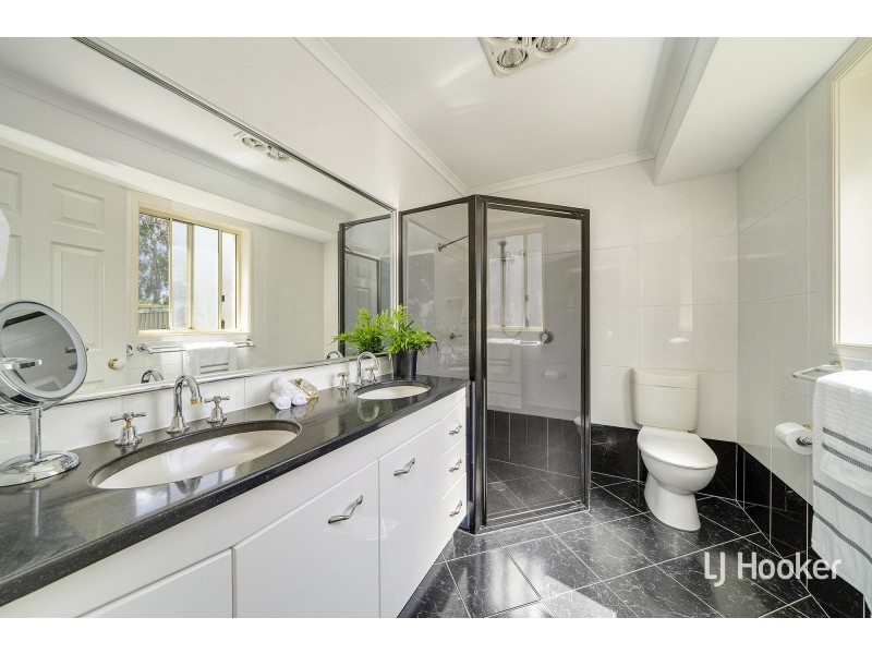 9 Dexion Place, Dunlop ACT 2615