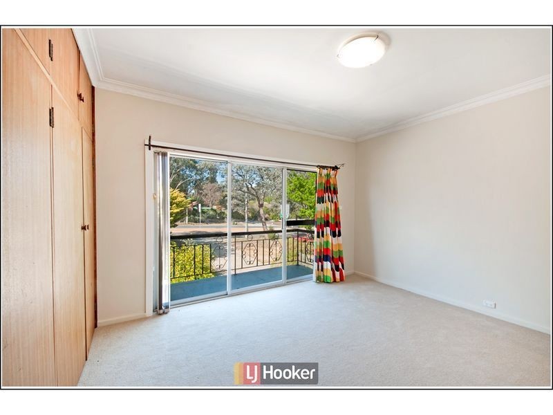 1/6 Belconnen Way, Page ACT 2614