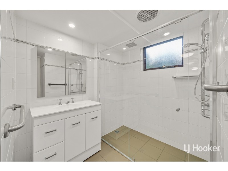 15 Wylie Street, Narrabundah ACT 2604