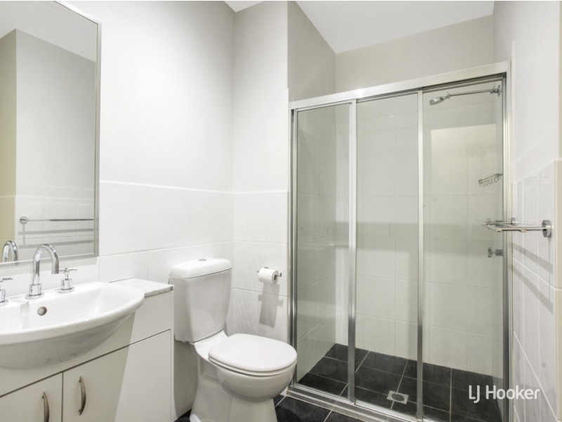 11/1 Eardley Street, Bruce ACT 2617