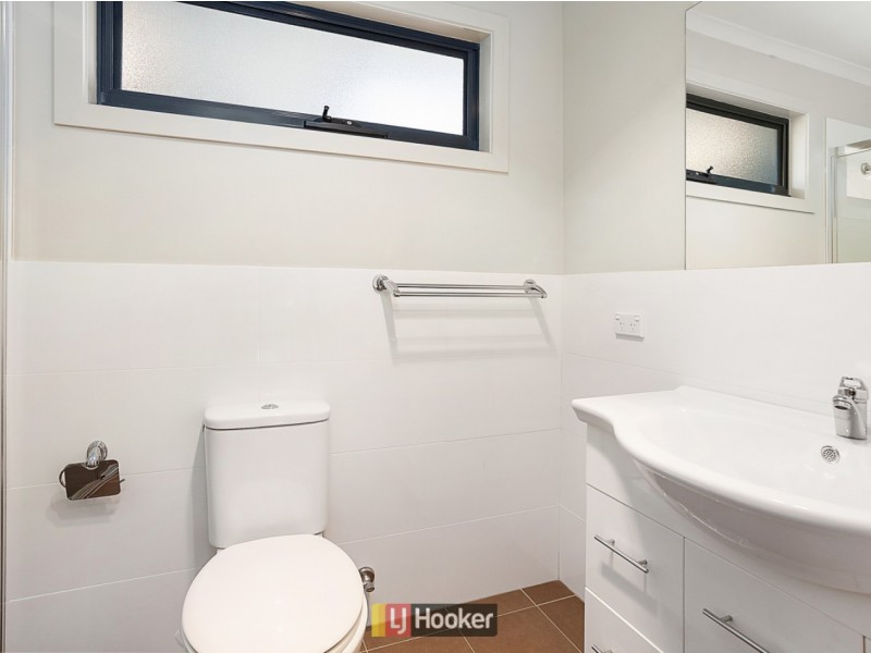 2/1-3 Coppin Place, Weetangera ACT 2614