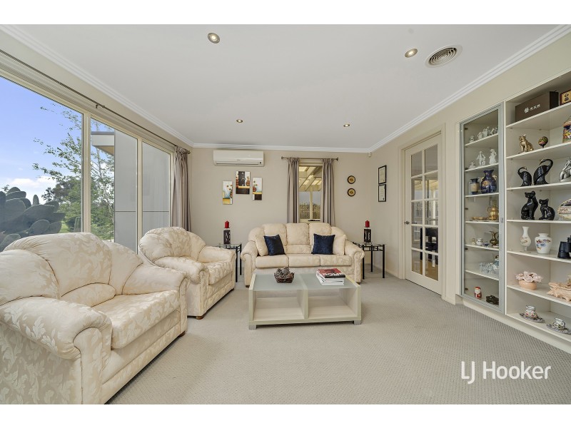 19 Beveridge Crescent, Forde ACT 2914