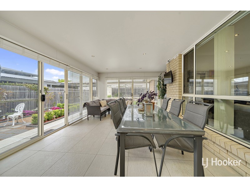 19 Beveridge Crescent, Forde ACT 2914