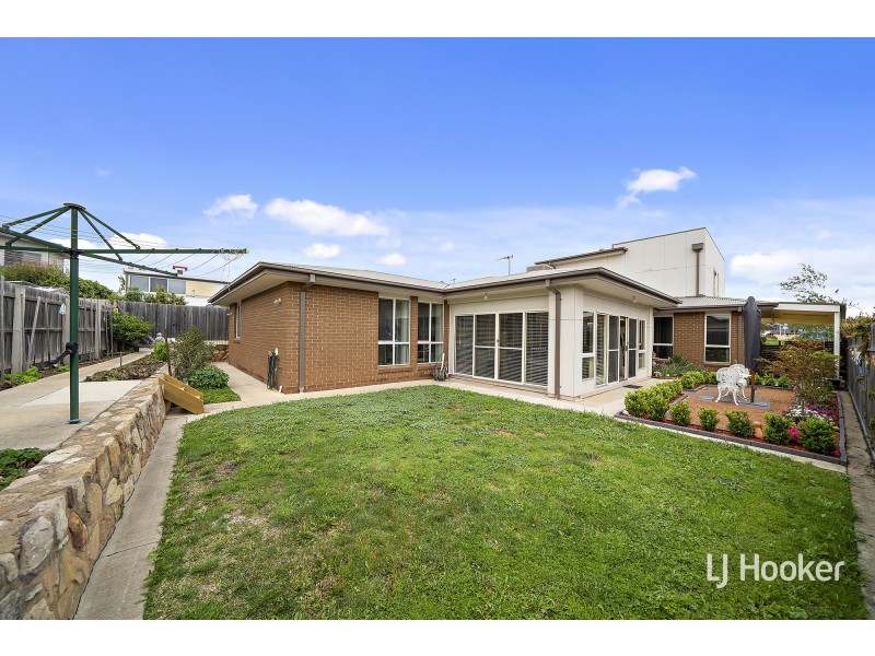 19 Beveridge Crescent, Forde ACT 2914