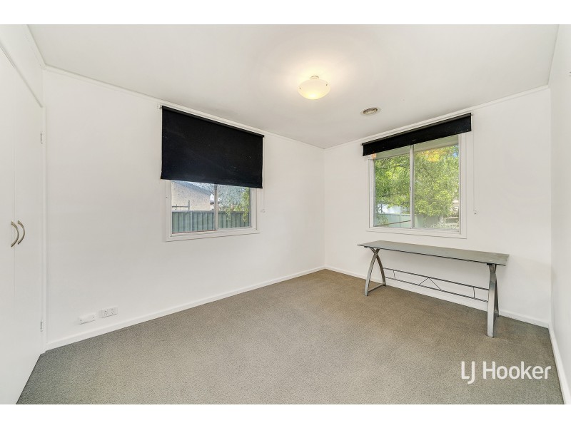 27 Hosking Place, Melba ACT 2615