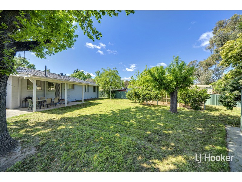 27 Hosking Place, Melba ACT 2615