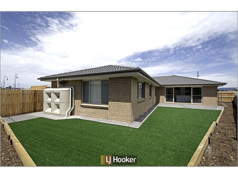 4 Hilda Kincaid Street, Macgregor ACT 2615