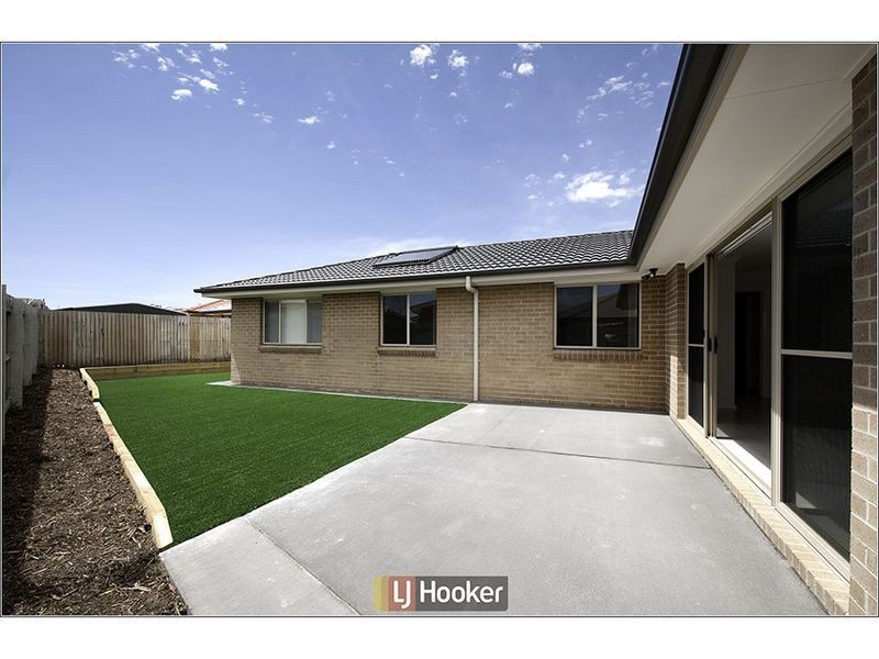 4 Hilda Kincaid Street, Macgregor ACT 2615
