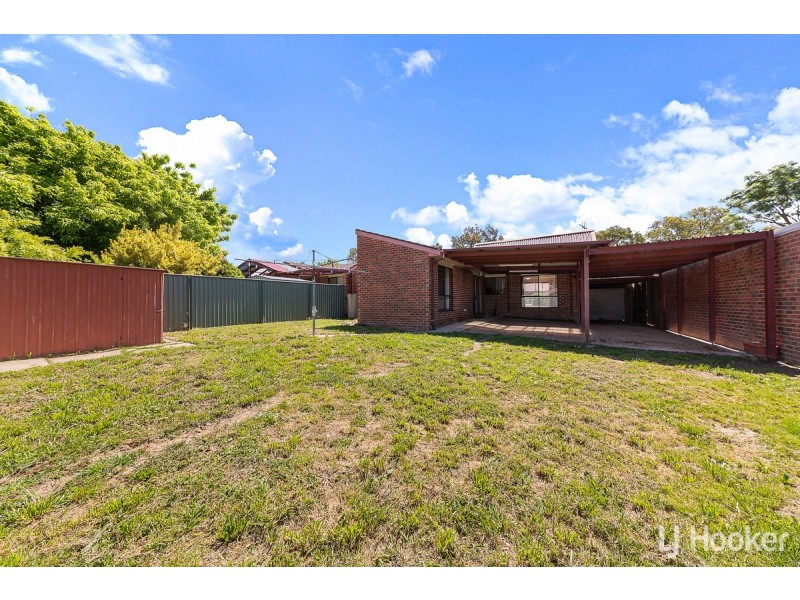 6 Lidgett Place, Florey ACT 2615