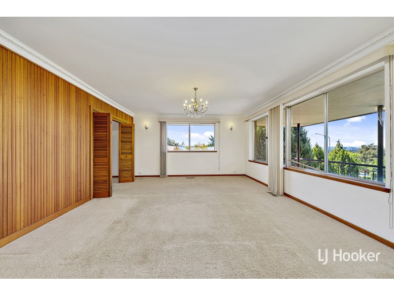 19 Alfred Hill Drive, Melba ACT 2615