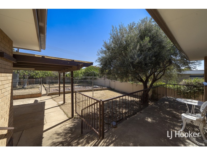 19 Alfred Hill Drive, Melba ACT 2615