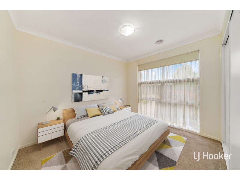 14 Fairydale Street, Harrison ACT 2914