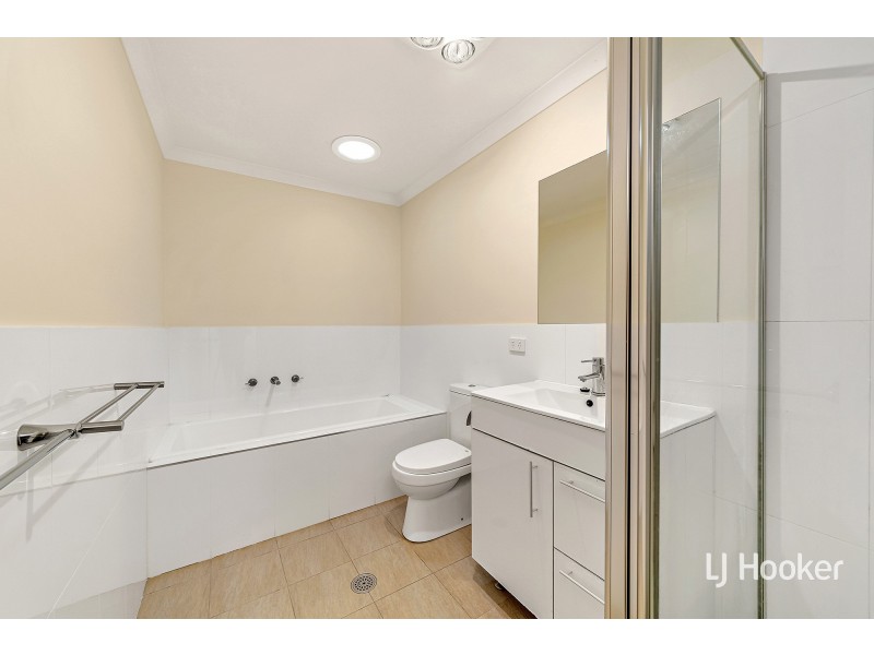 14 Fairydale Street, Harrison ACT 2914