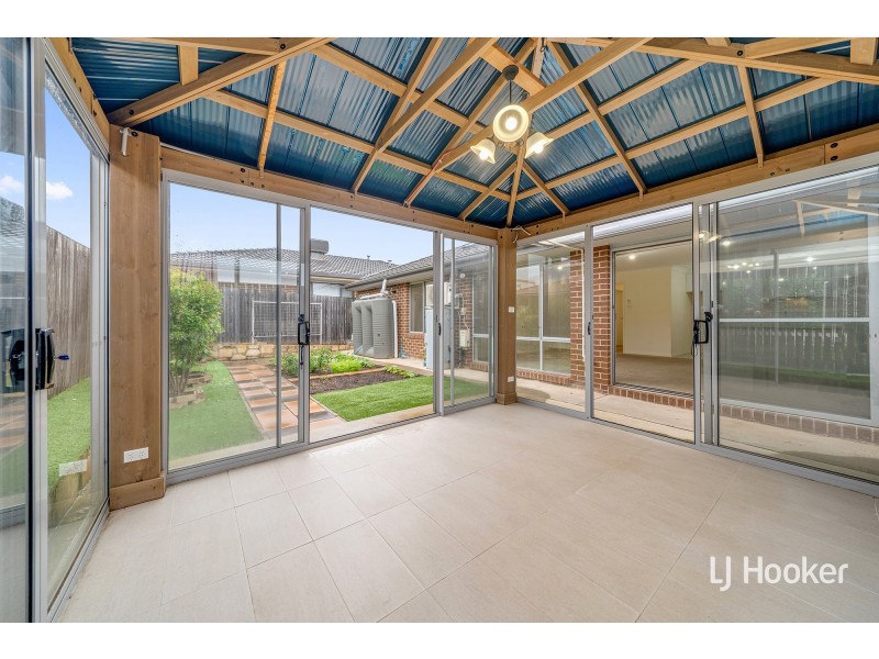 14 Fairydale Street, Harrison ACT 2914