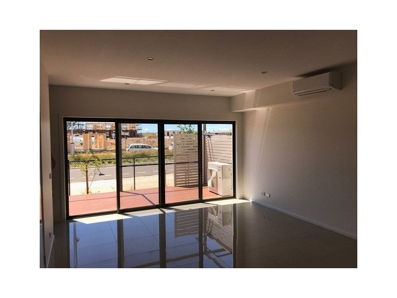7/2 Pipeclay Street, Lawson ACT 2617