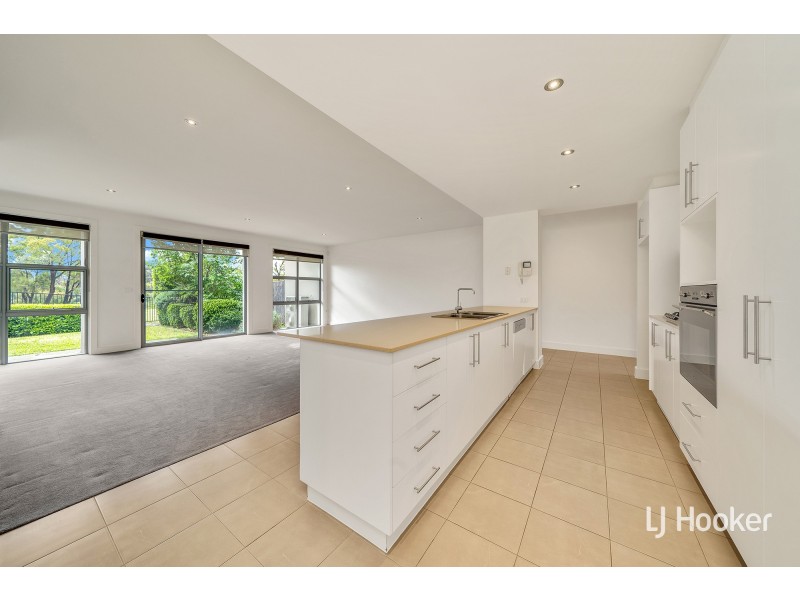 11/11 Joy Cummings Place, Belconnen ACT 2617