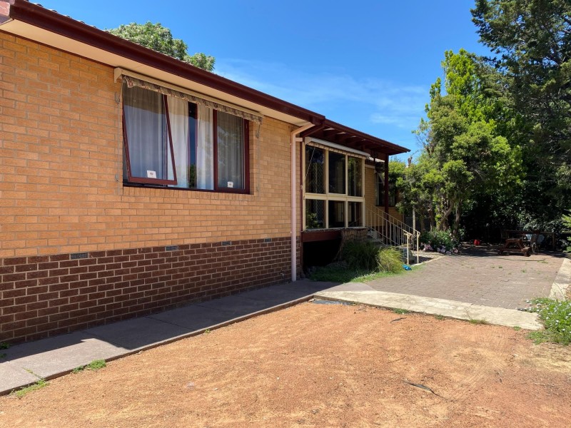 51 Wrenfordsley Place, Latham ACT 2615