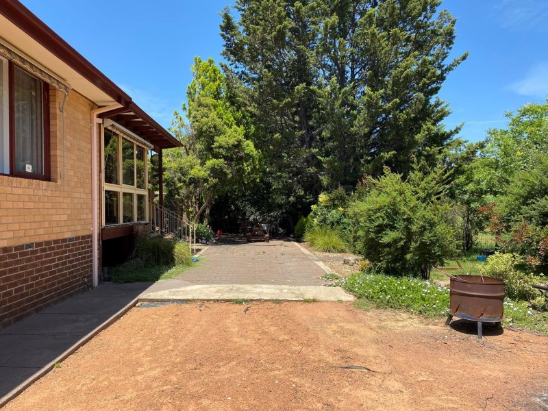 51 Wrenfordsley Place, Latham ACT 2615