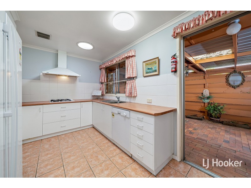 24 Carslaw Street, Chifley ACT 2606